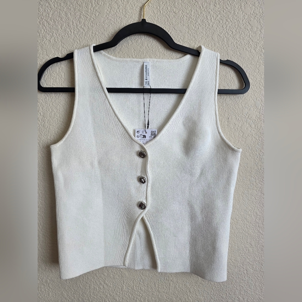 Stradivarius Cream V-Neck Sweater